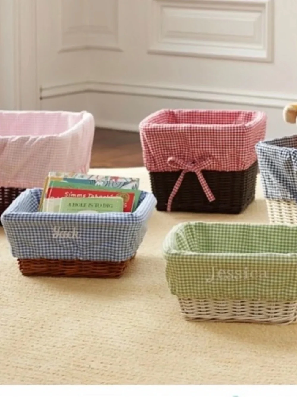 Pottery Barn Kids set pottery